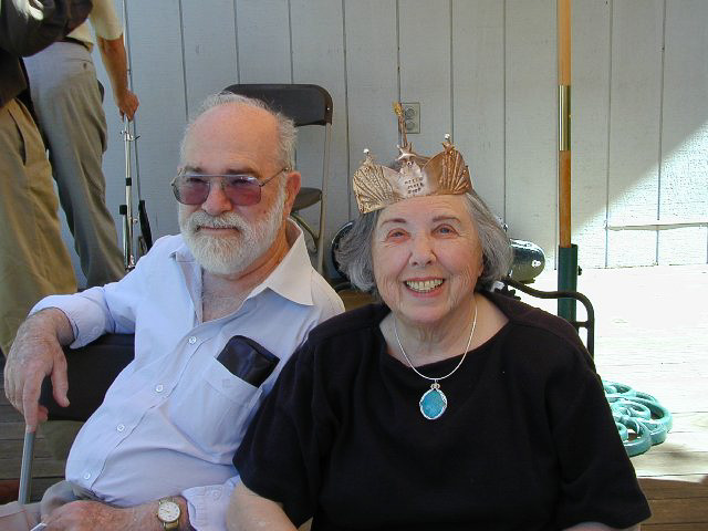 helen-with-crown-and-ray.jpg